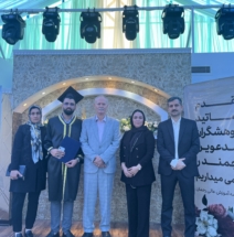 🎓✨ جشن باشکوه فارغ‌التحصیلی دانشجویان مؤسسه آموزش عالی رحمان در تاریخ ۷ خرداد ۱۴۰۴ برگزار شد.